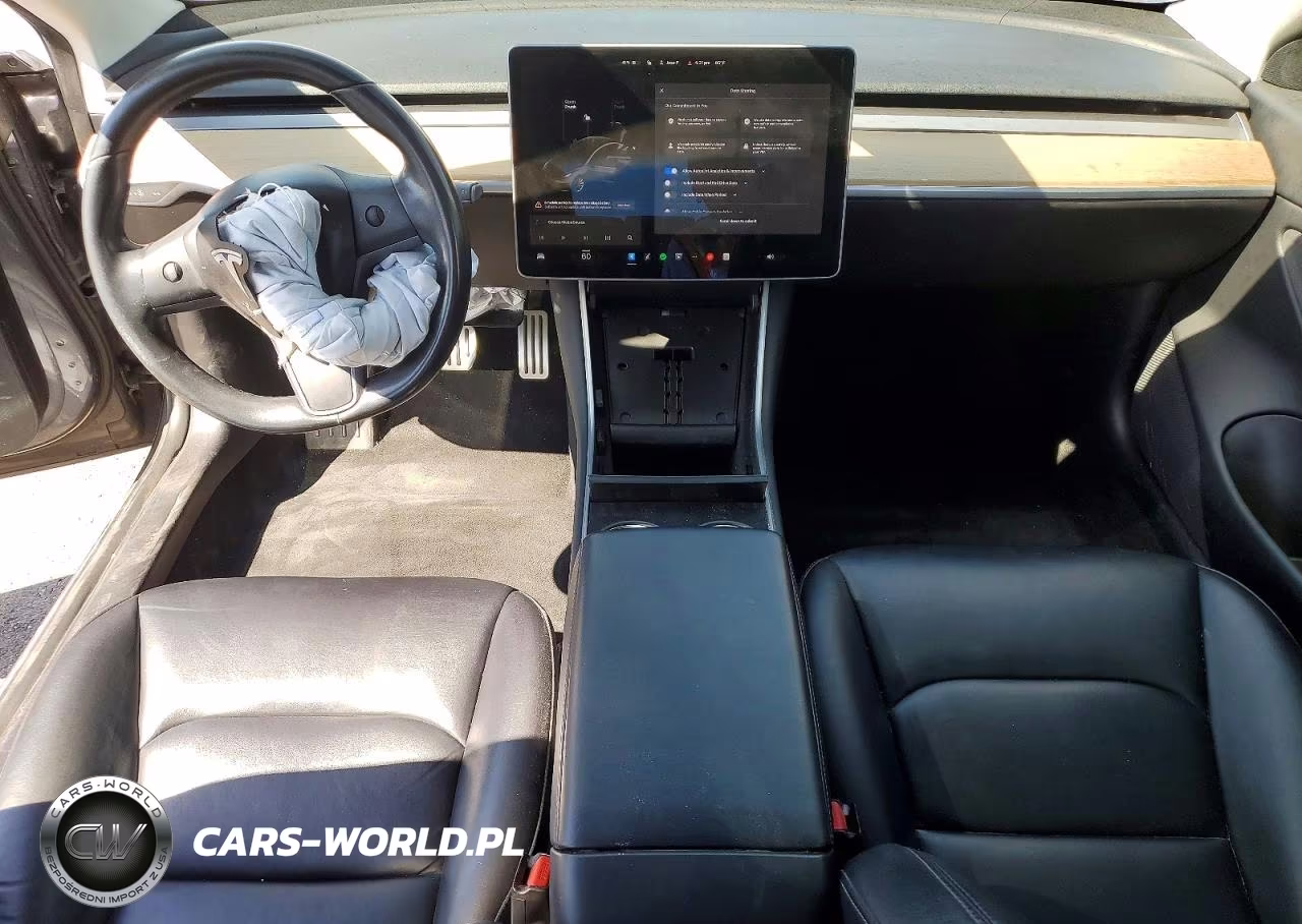 2018 Tesla Model 3 VIN:5YJ3E1EB7JF151418 - 8