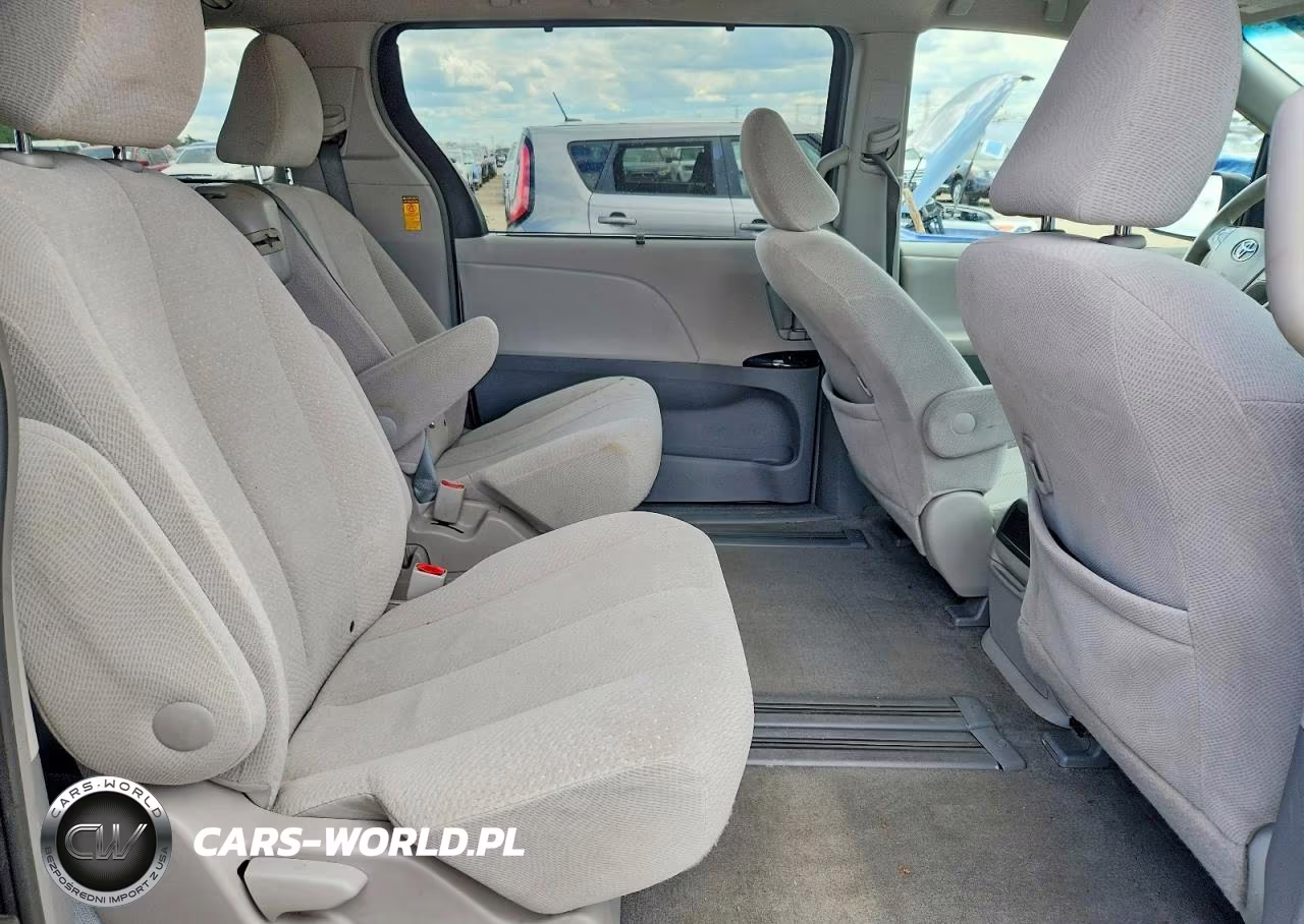 2014 Toyota Sienna Le VIN:5TDKK3DC3ES477793 - 11
