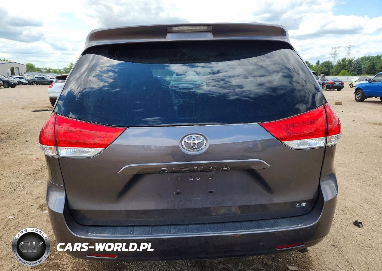 2014 Toyota Sienna Le VIN:5TDKK3DC3ES477793 - 6