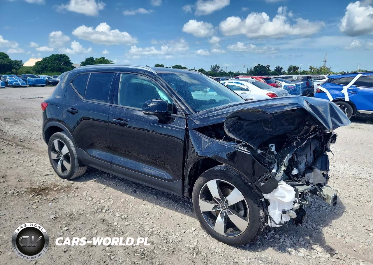 2021 Volvo Xc40 T4 Momentum VIN:YV4AC2HK7M2481515 - 4