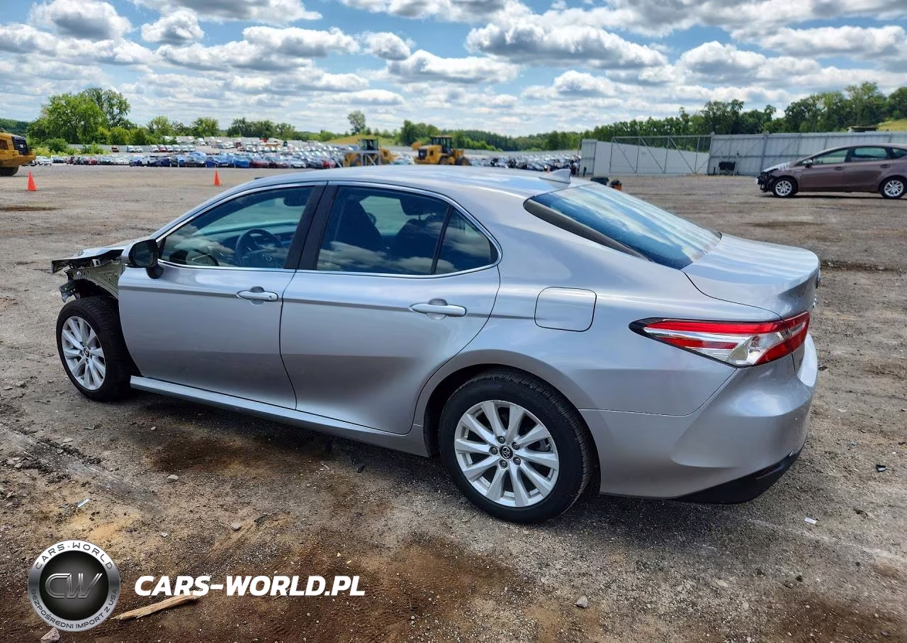 2019 Toyota Camry Le VIN:4T1B11HK4KU237244 - 2