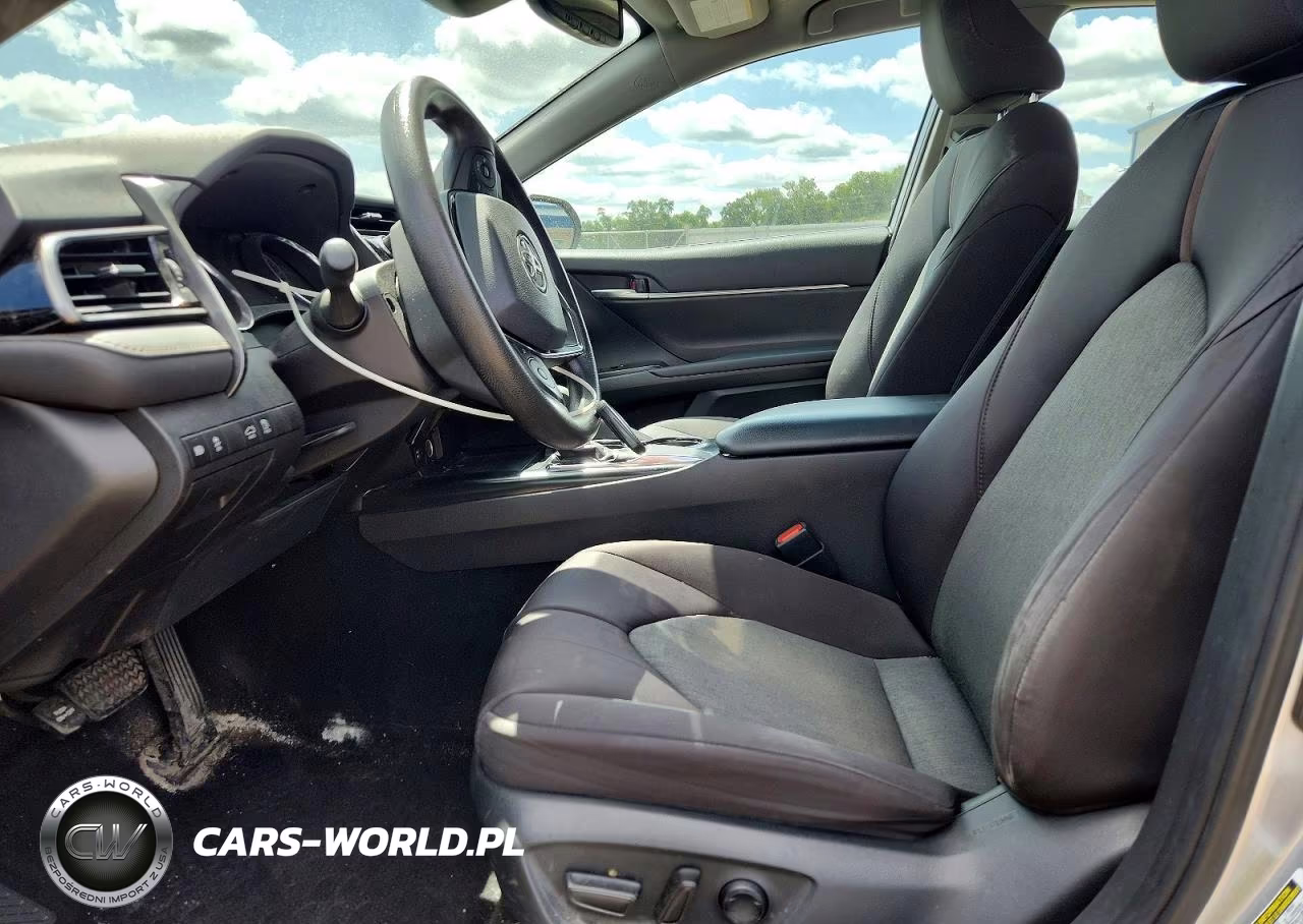 2019 Toyota Camry Le VIN:4T1B11HK4KU237244 - 7