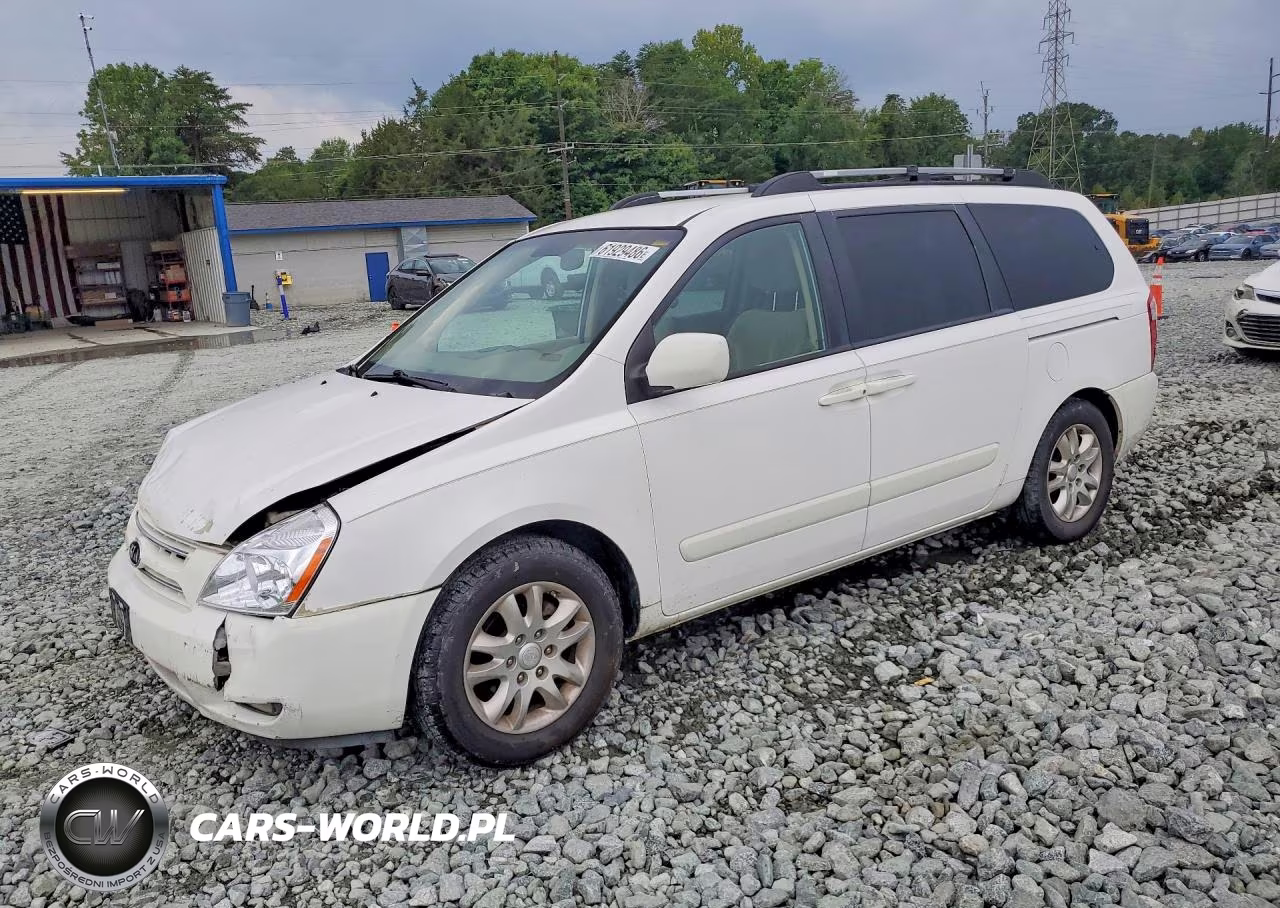 2008 Kia Sedona Lx