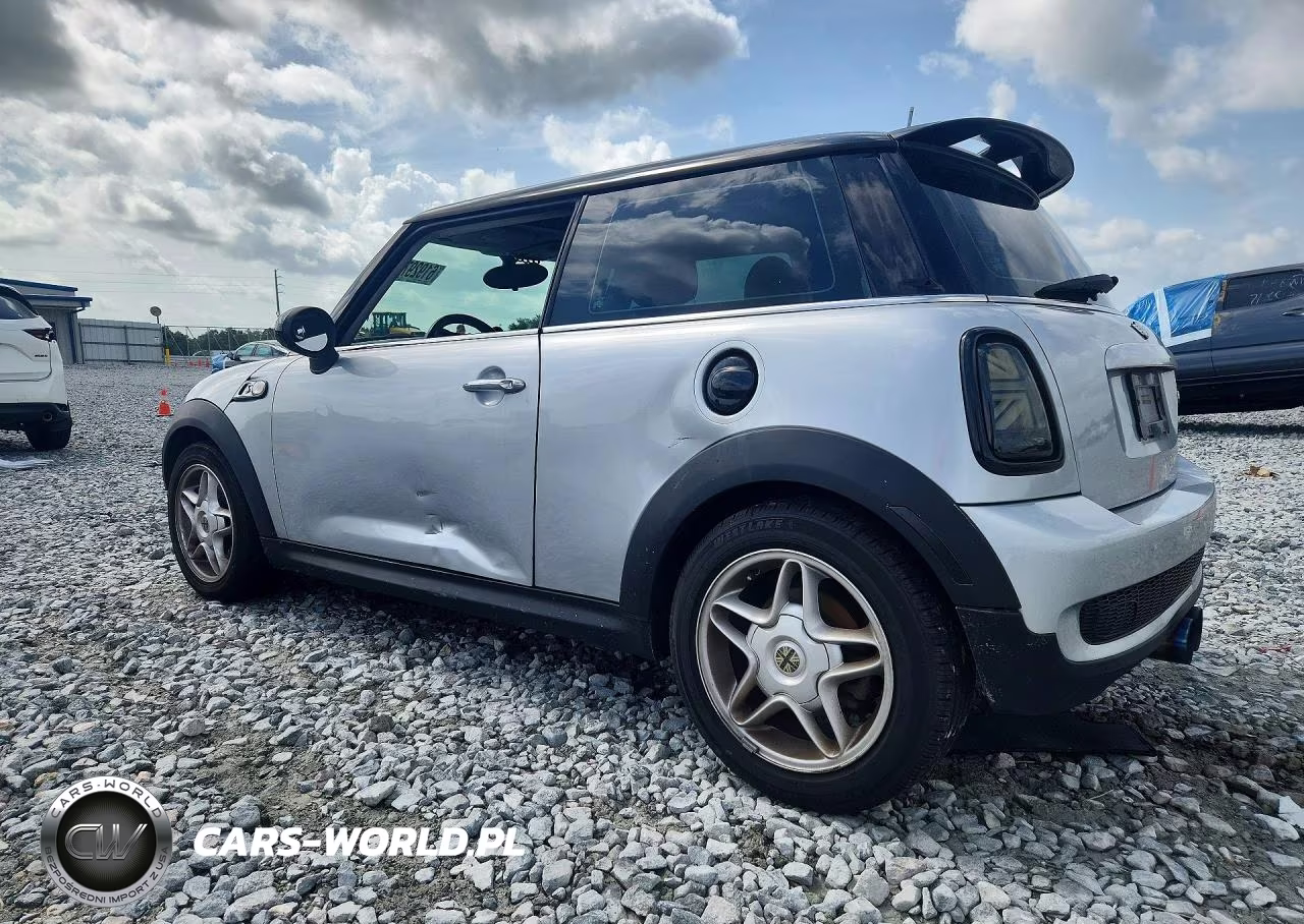 2007 Mini Cooper S VIN:WMWMF73527TL85003 - 2