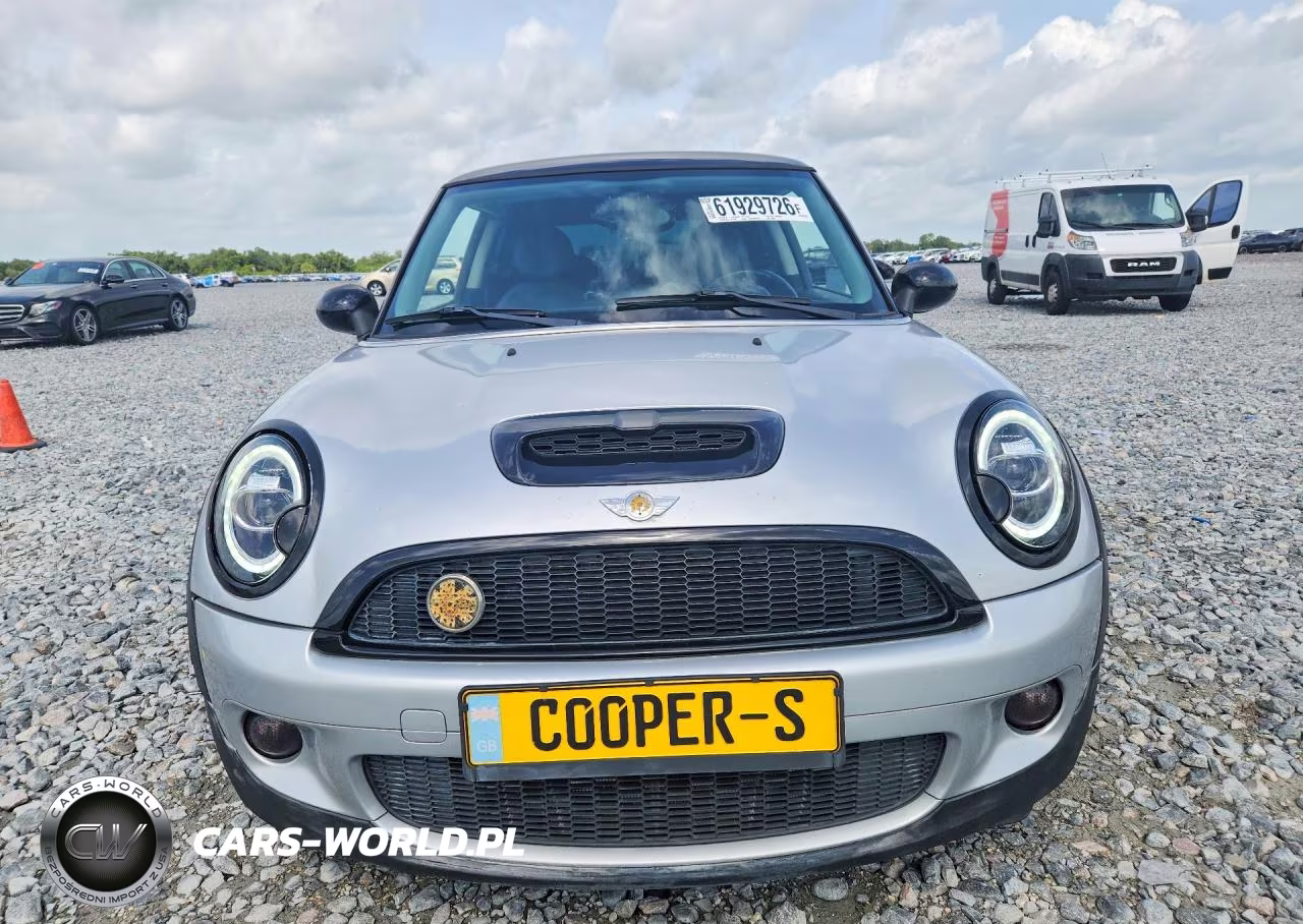 2007 Mini Cooper S VIN:WMWMF73527TL85003 - 5