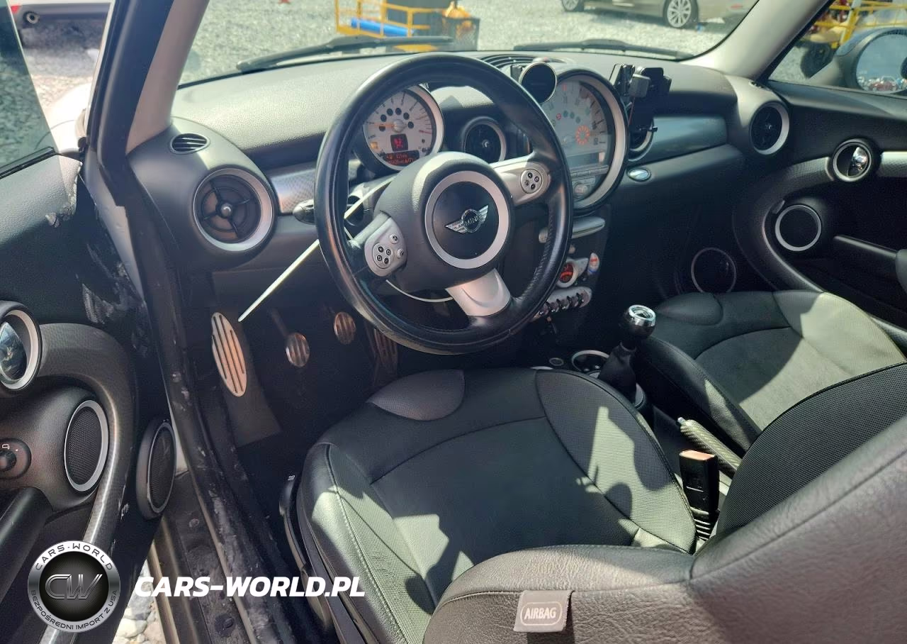 2007 Mini Cooper S VIN:WMWMF73527TL85003 - 8