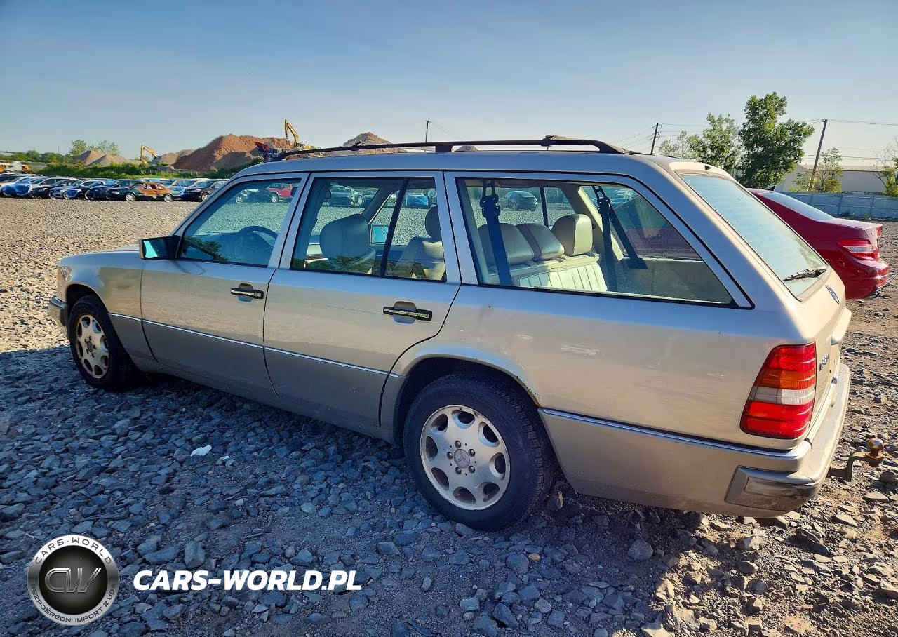 1995 Mercedes-Benz E 320 VIN:WDBEA92E4SF319352 - 2