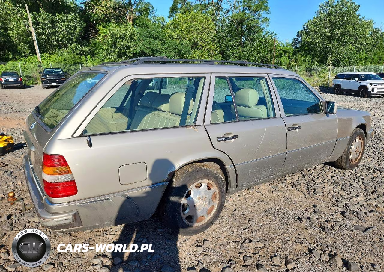 1995 Mercedes-Benz E 320 VIN:WDBEA92E4SF319352 - 3