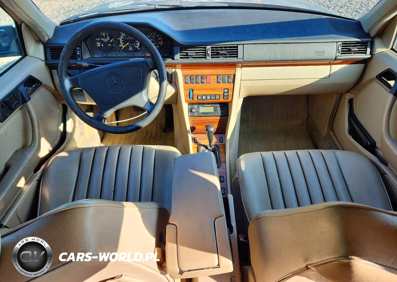 1995 Mercedes-Benz E 320 VIN:WDBEA92E4SF319352 - 8