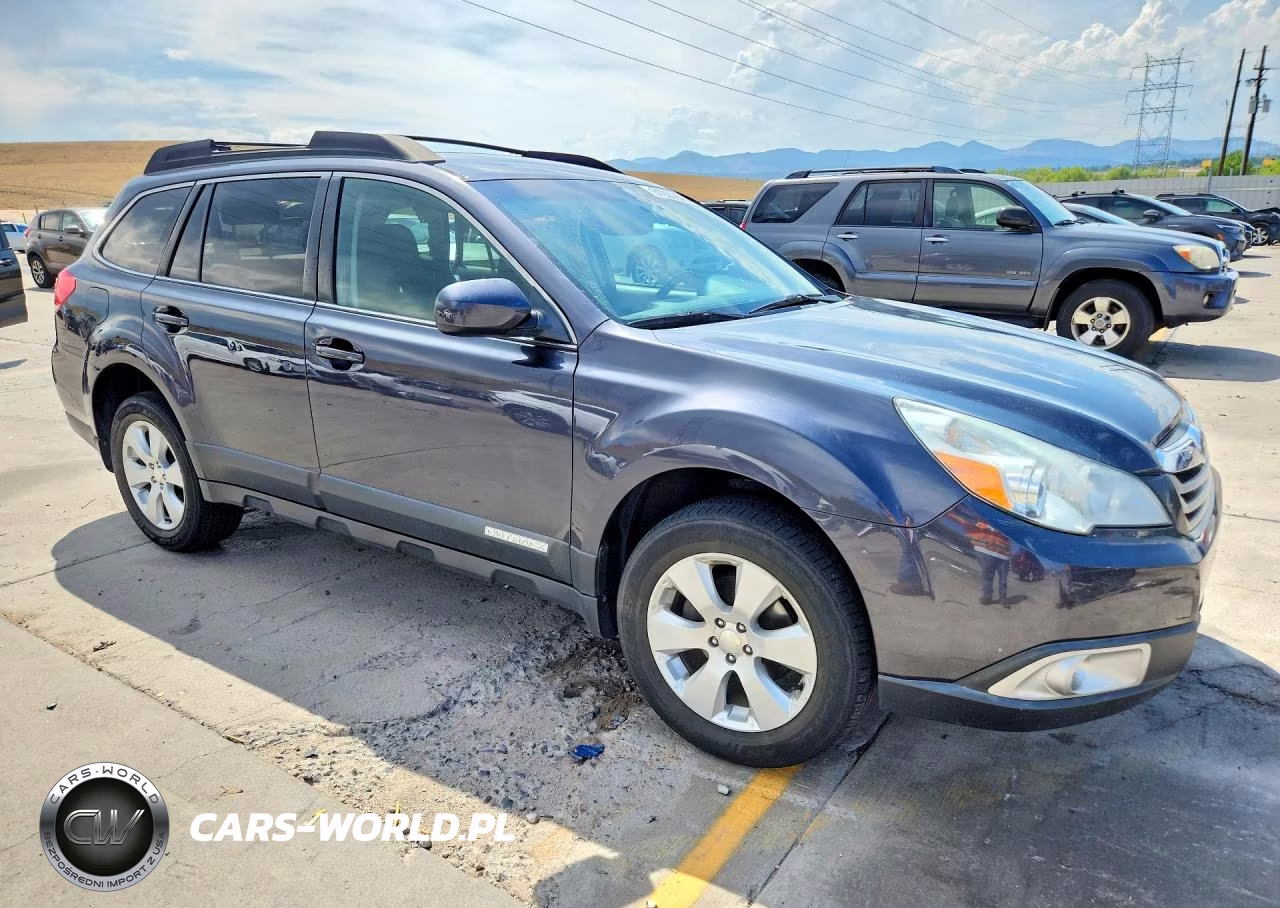 2012 Subaru Outback 2.5I Premium VIN:4S4BRCCC9C3211475 - 4