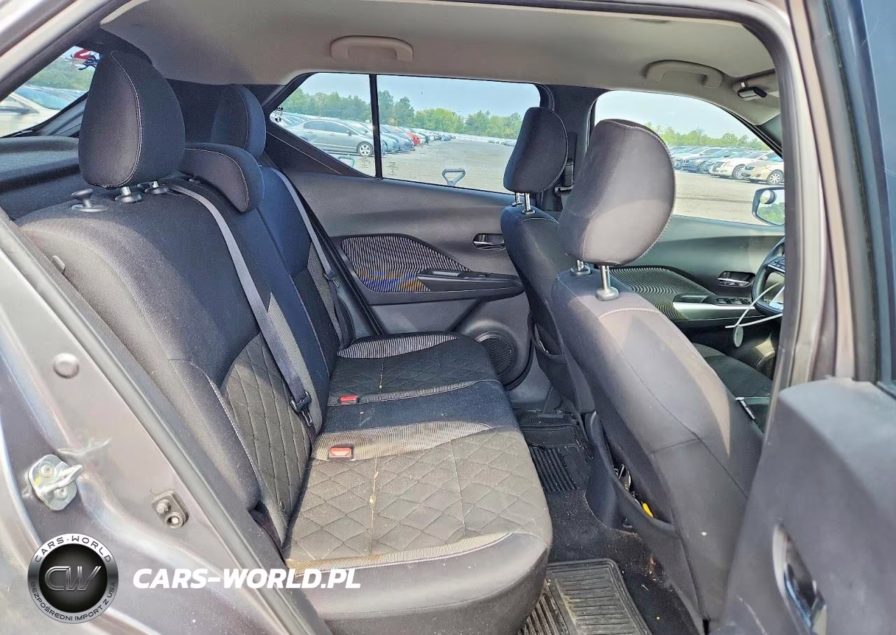 2019 Nissan Kicks Sv VIN:3N1CP5CUXKL532482 - 11