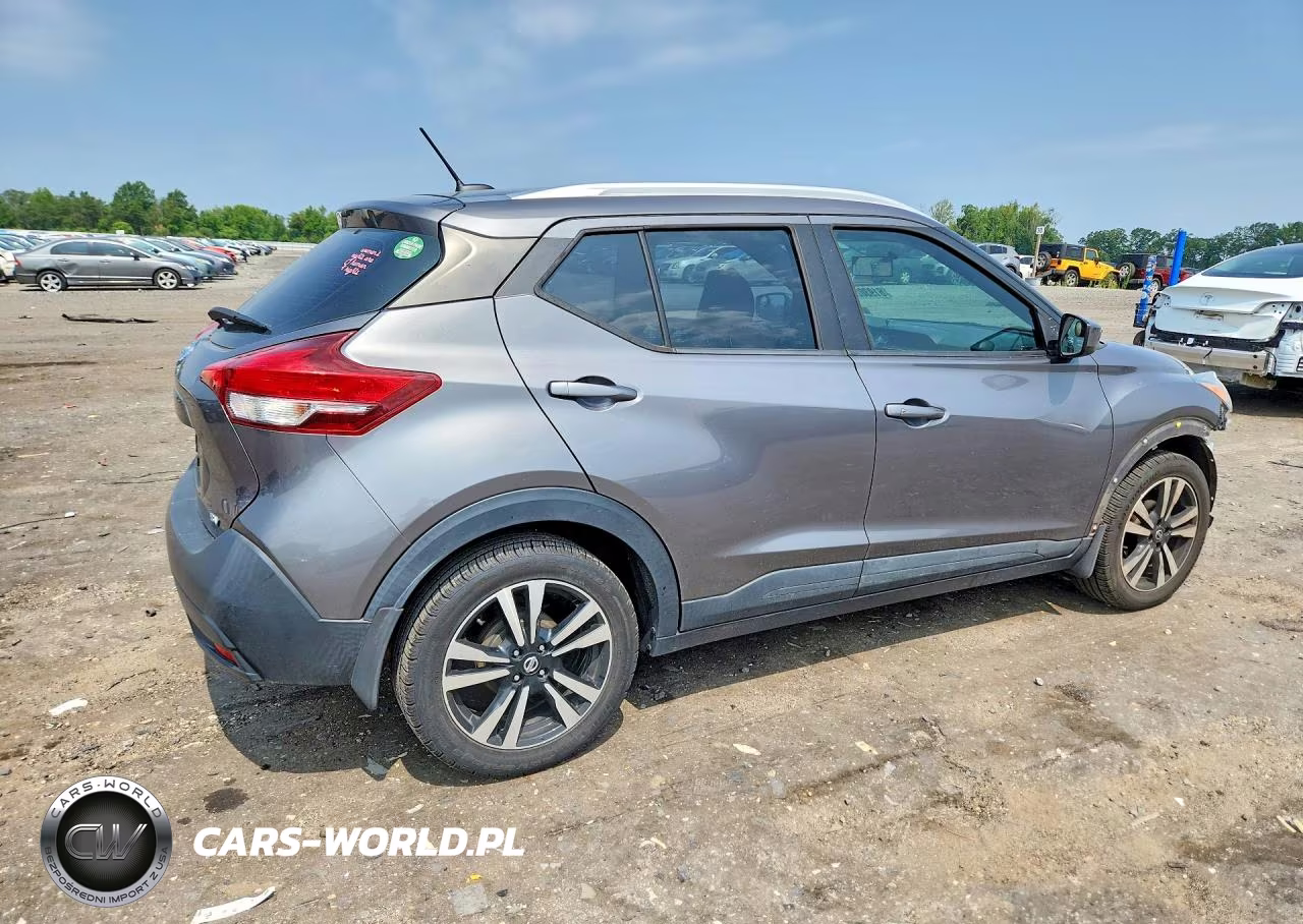 2019 Nissan Kicks Sv VIN:3N1CP5CUXKL532482 - 3