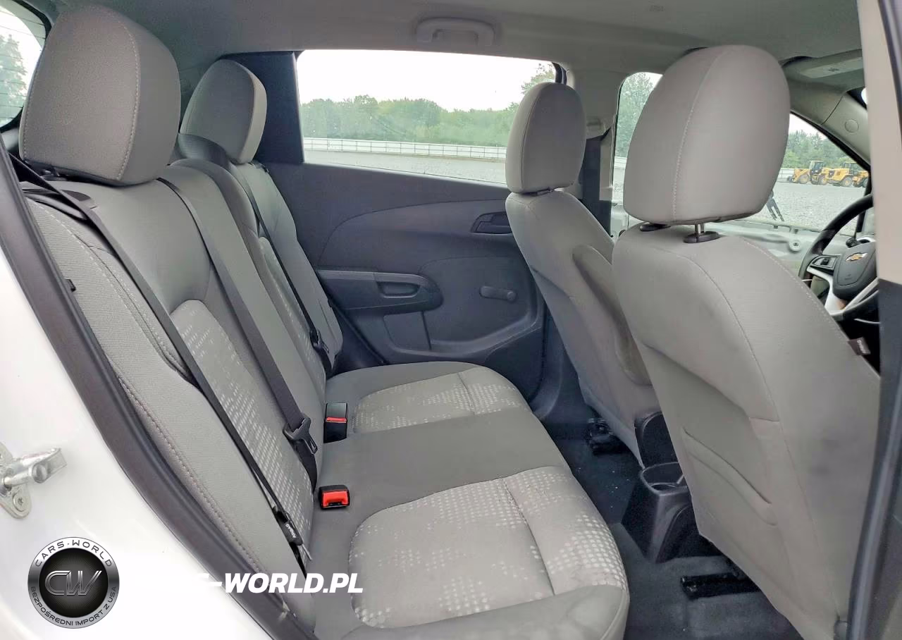2020 Chevrolet Sonic VIN:1G1JG6SB0L4124244 - 10