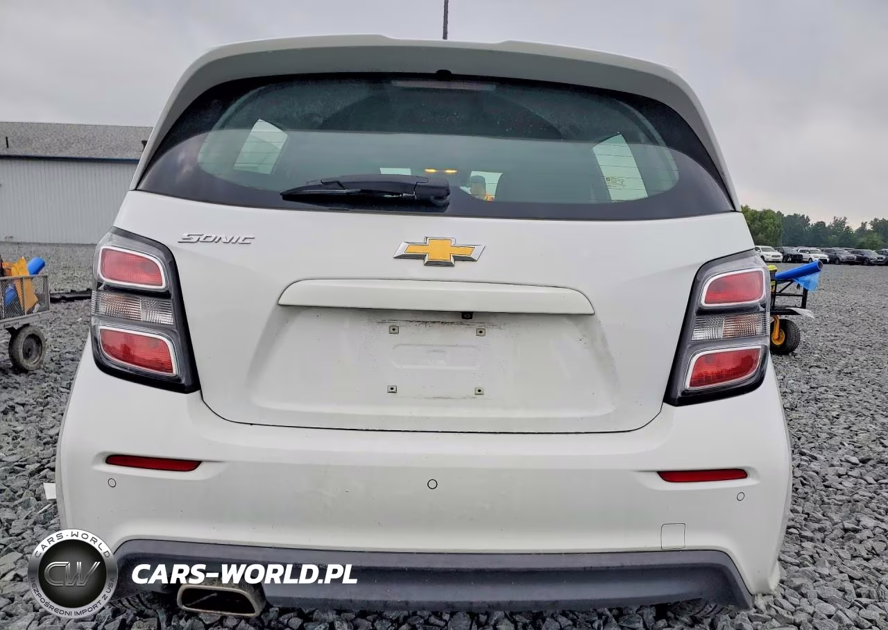 2020 Chevrolet Sonic VIN:1G1JG6SB0L4124244 - 6