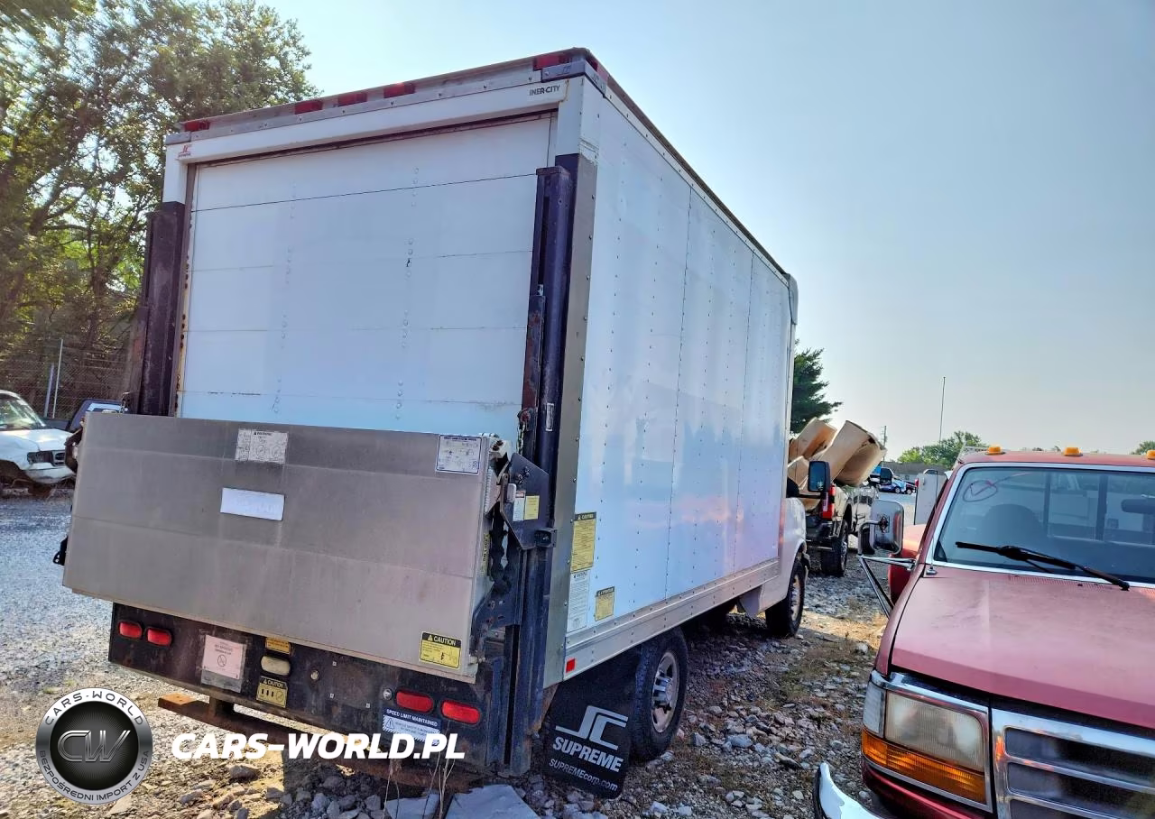 2010 Chevrolet Express Box Truck VIN:1GB3G2AA0A1175151 - 3