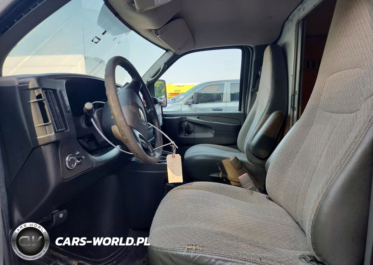 2010 Chevrolet Express Box Truck VIN:1GB3G2AA0A1175151 - 7