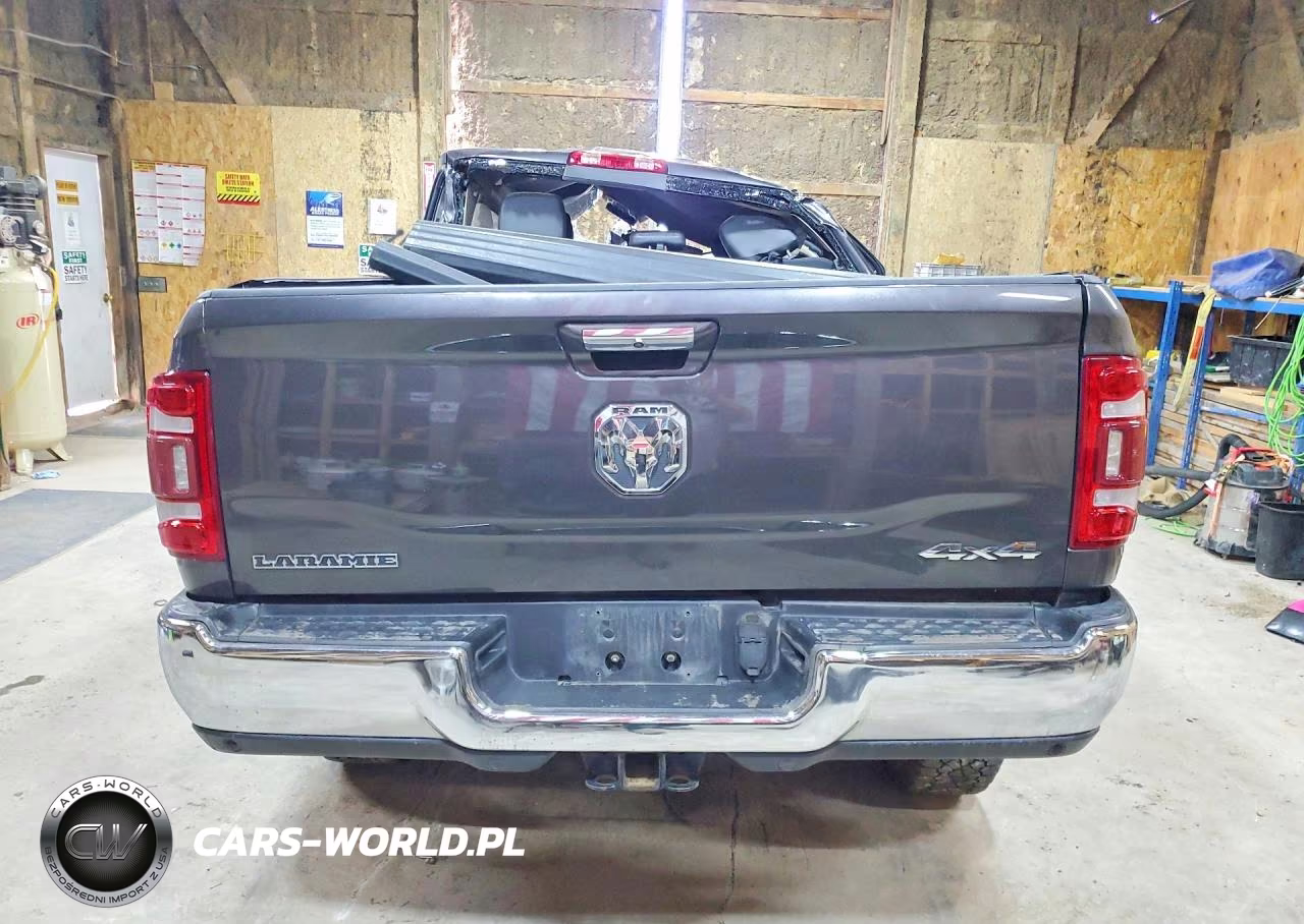 2020 Ram 2500 Laramie VIN:3C6UR5FL6LG266734 - 6