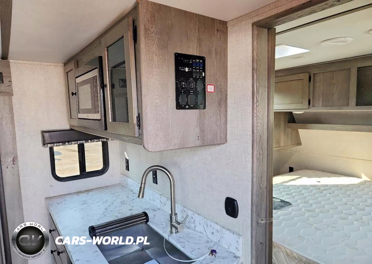 2019 Keystone Outback Camper VIN:4YDT2802XKB451769 - 8