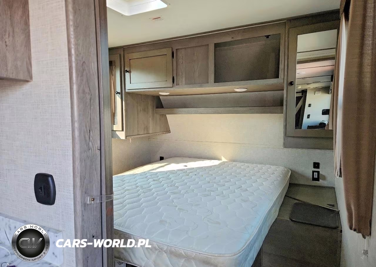 2019 Keystone Outback Camper VIN:4YDT2802XKB451769 - 9