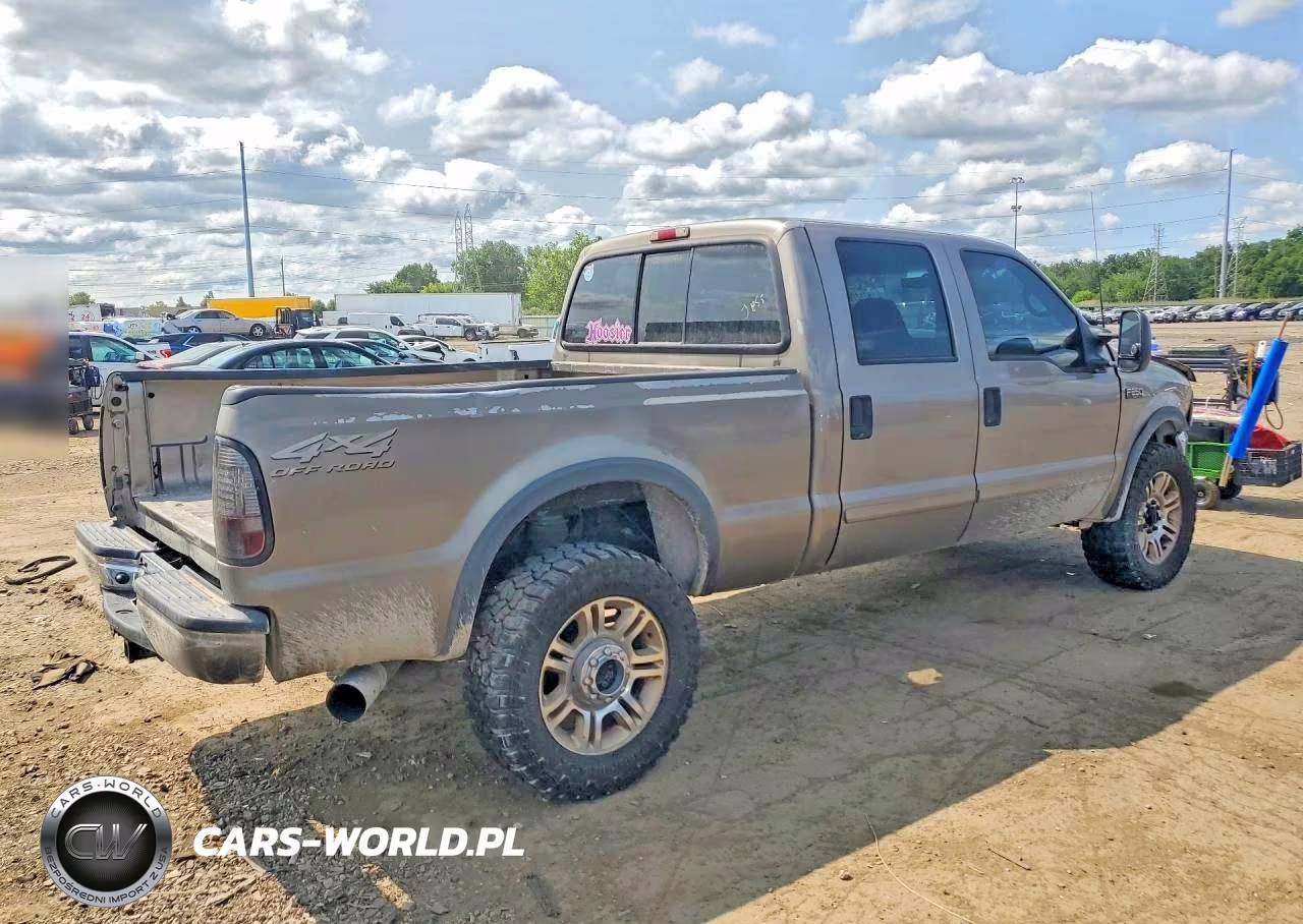 2002 Ford F250 Super Duty VIN:1FTNW21F42ED32256 - 3