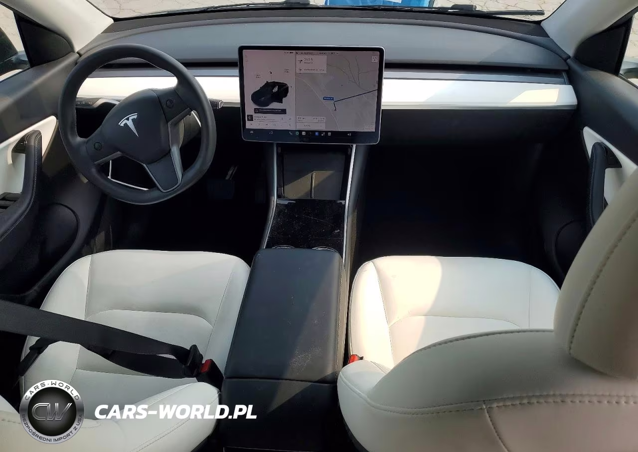 2020 Tesla Model Y VIN:5YJYGDEE8LF025843 - 8
