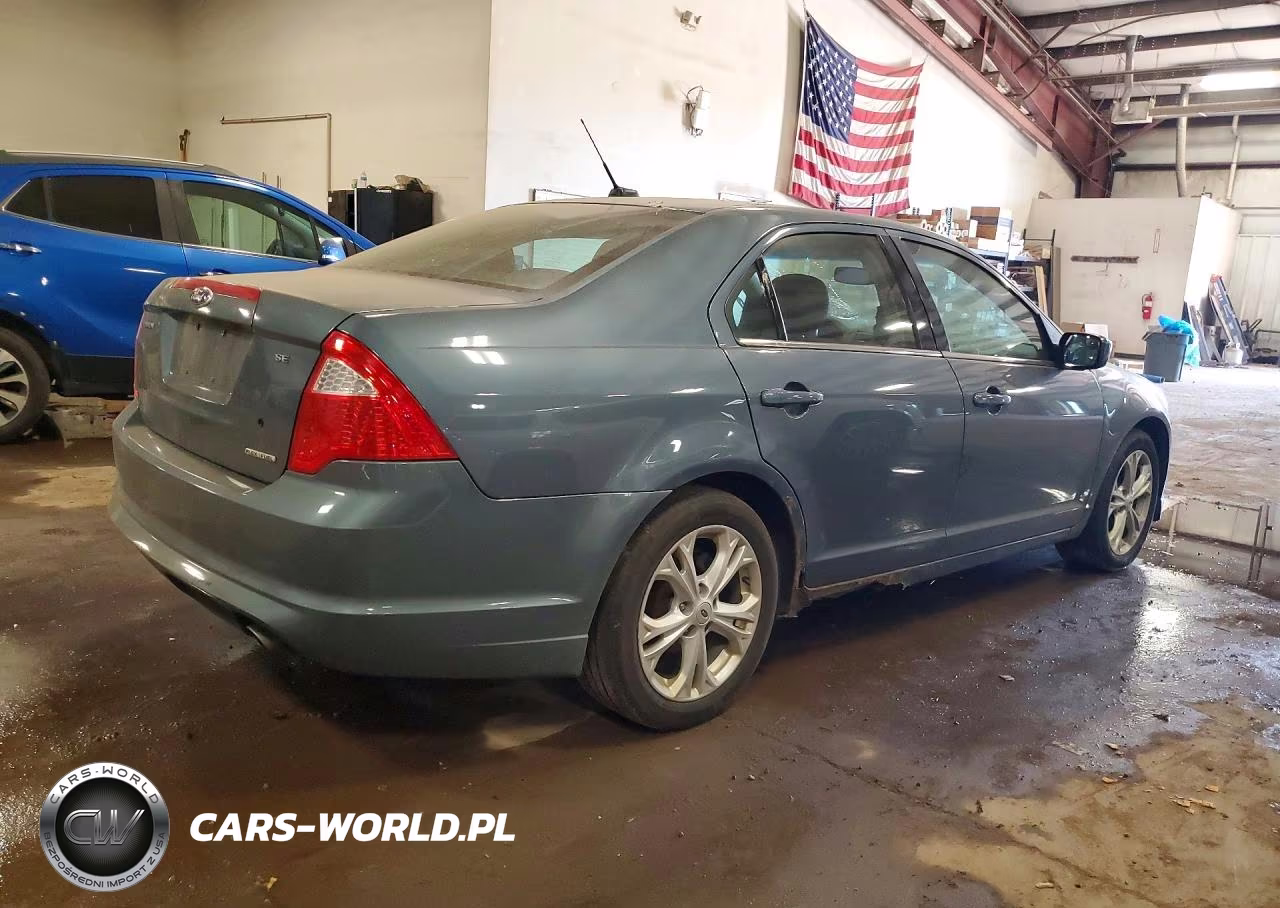 2012 Ford Fusion Se VIN:3FAHP0HG4CR245832 - 3