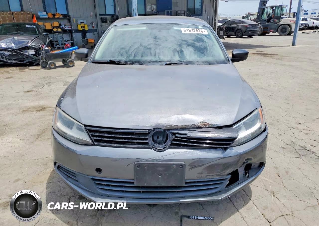 2014 Volkswagen Jetta Base VIN:3VW2K7AJ4EM302640 - 5