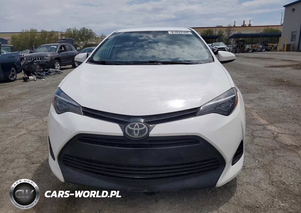 2019 Toyota Corolla Le VIN:2T1BURHE3KC152266 - 5