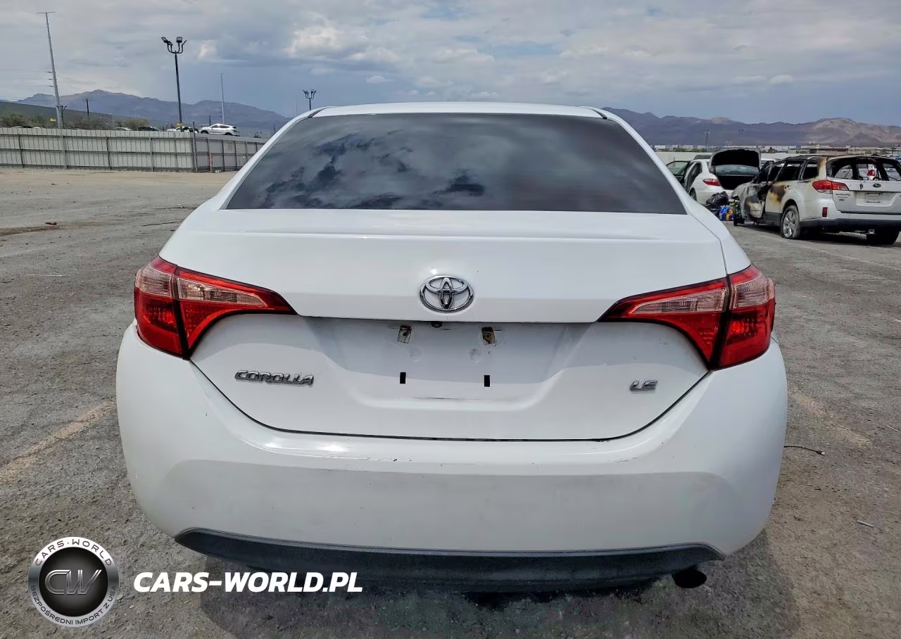 2019 Toyota Corolla Le VIN:2T1BURHE3KC152266 - 6