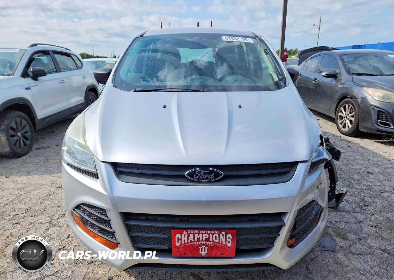 2015 Ford Escape S VIN:1FMCU0F70FUB26507 - 5