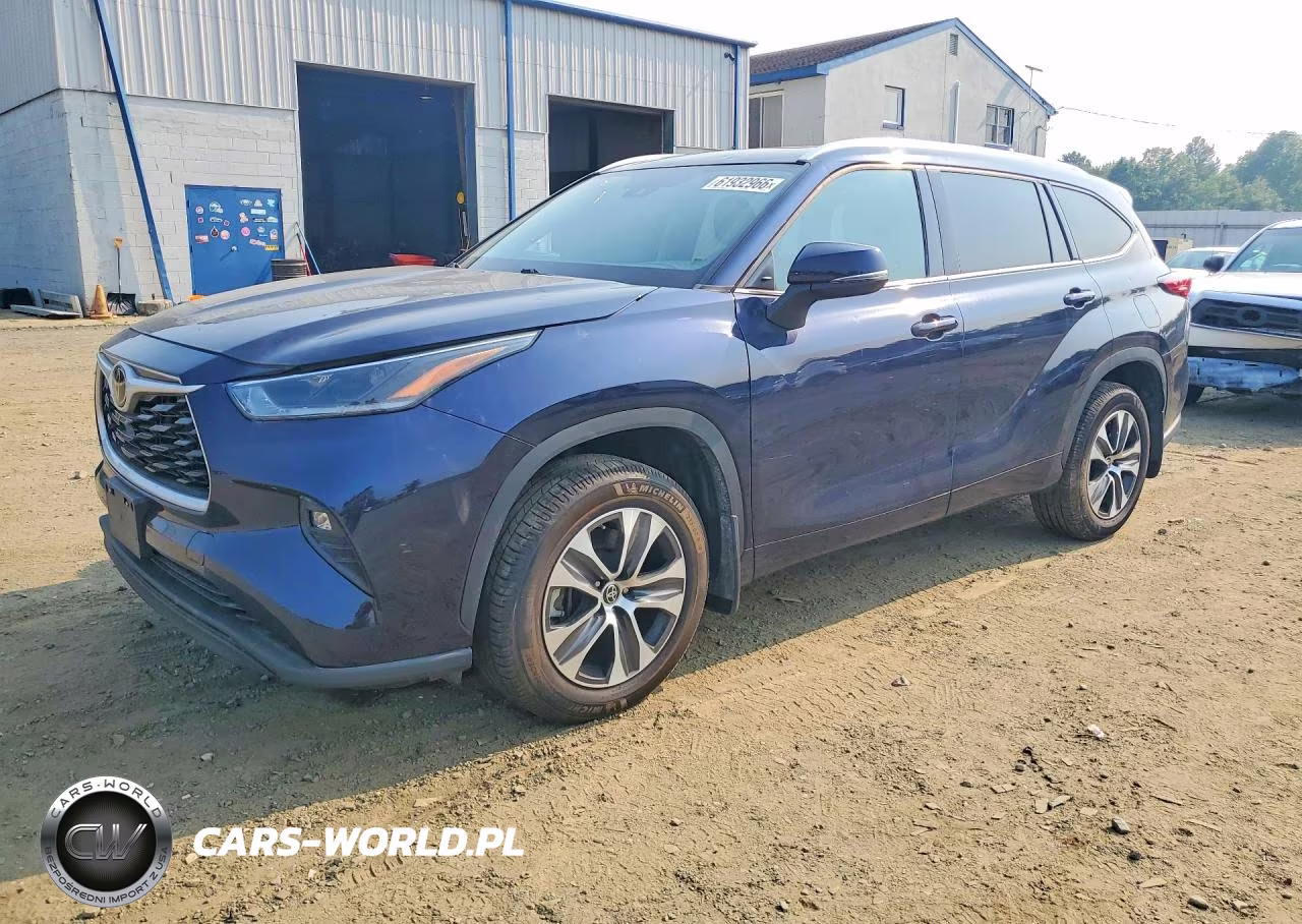 2021 Toyota Highlander Xle – zdjęcie 1 z 13