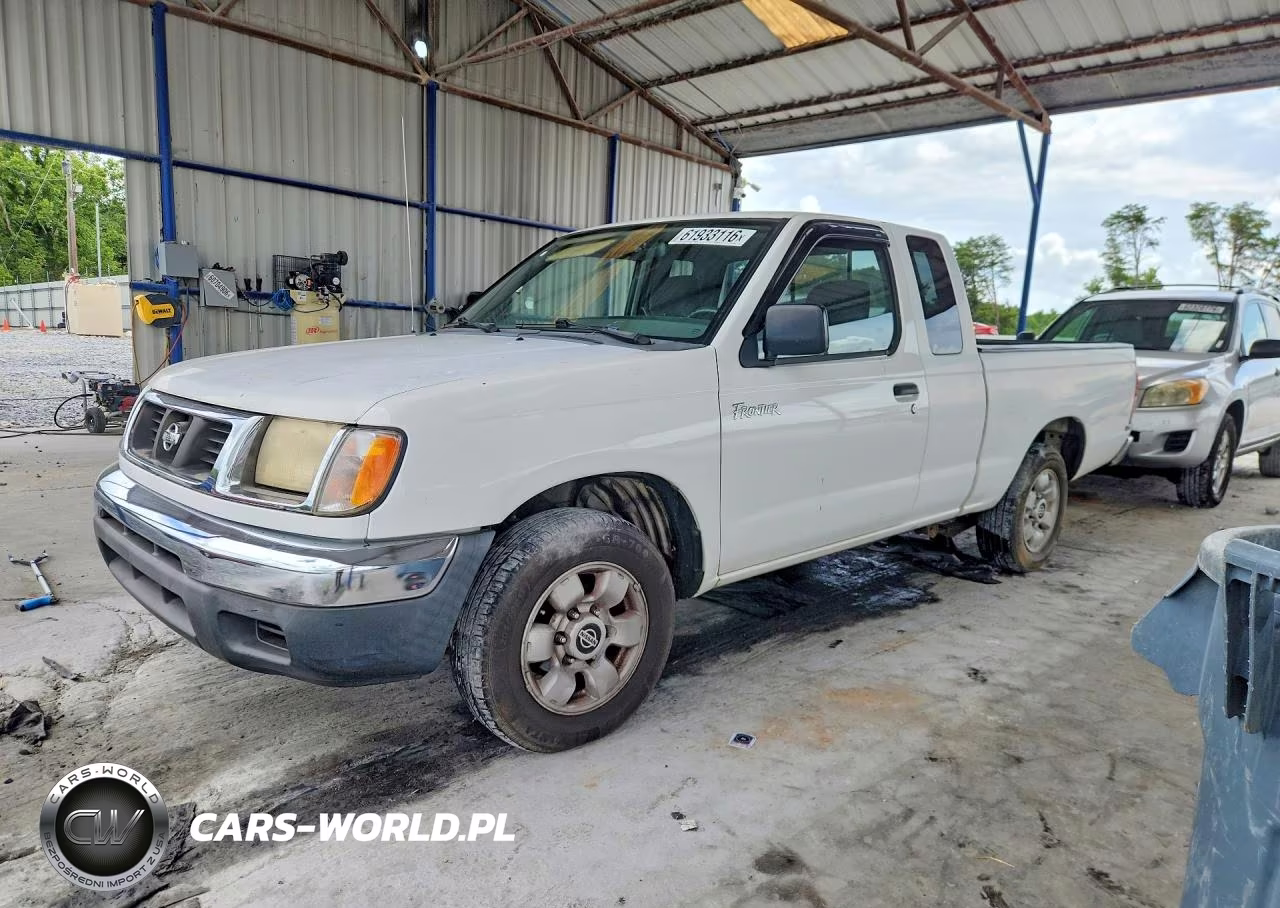 2000 Nissan Frontier Xe