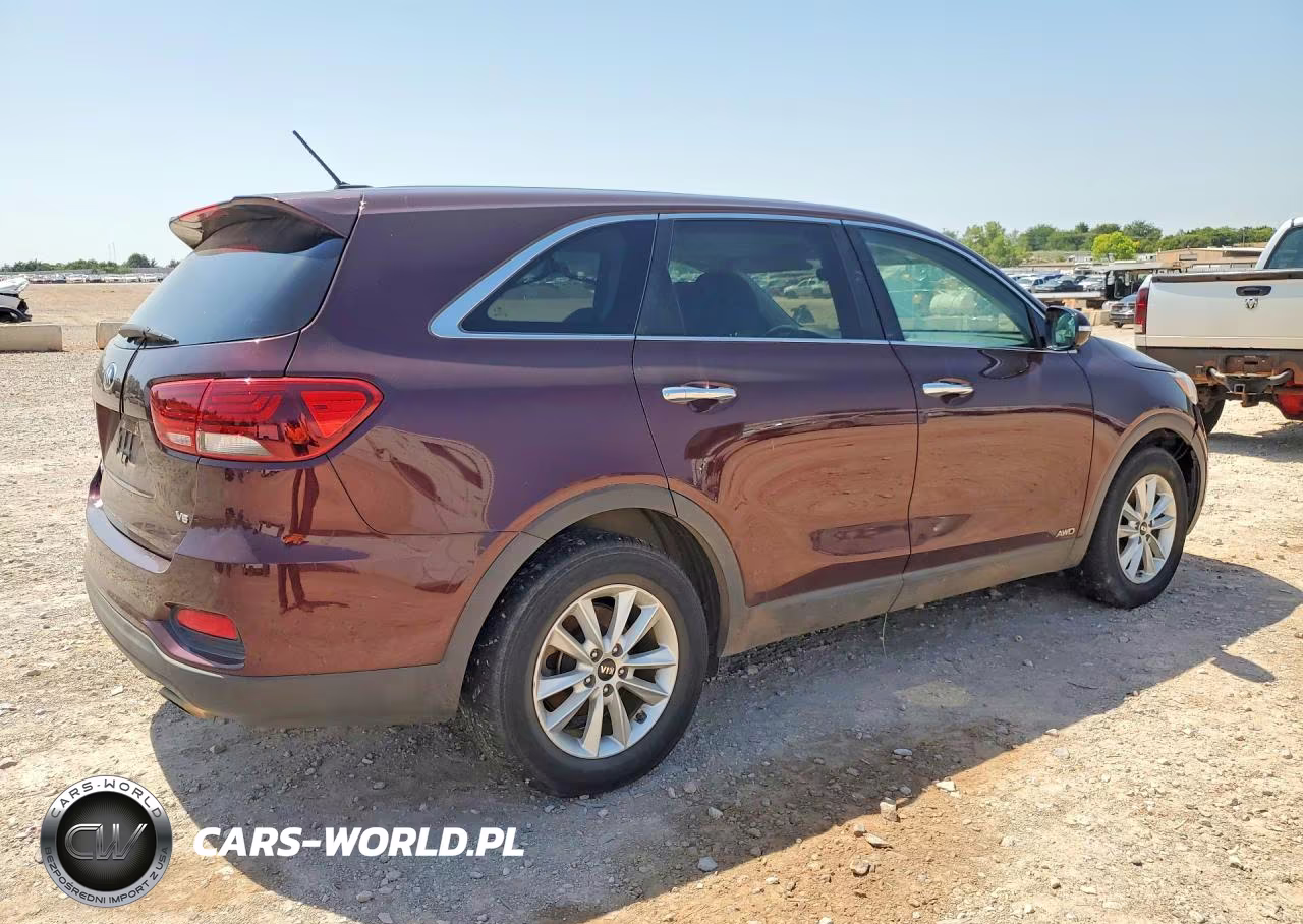 2020 Kia Sorento S VIN:5XYPGDA54LG621932 - 3