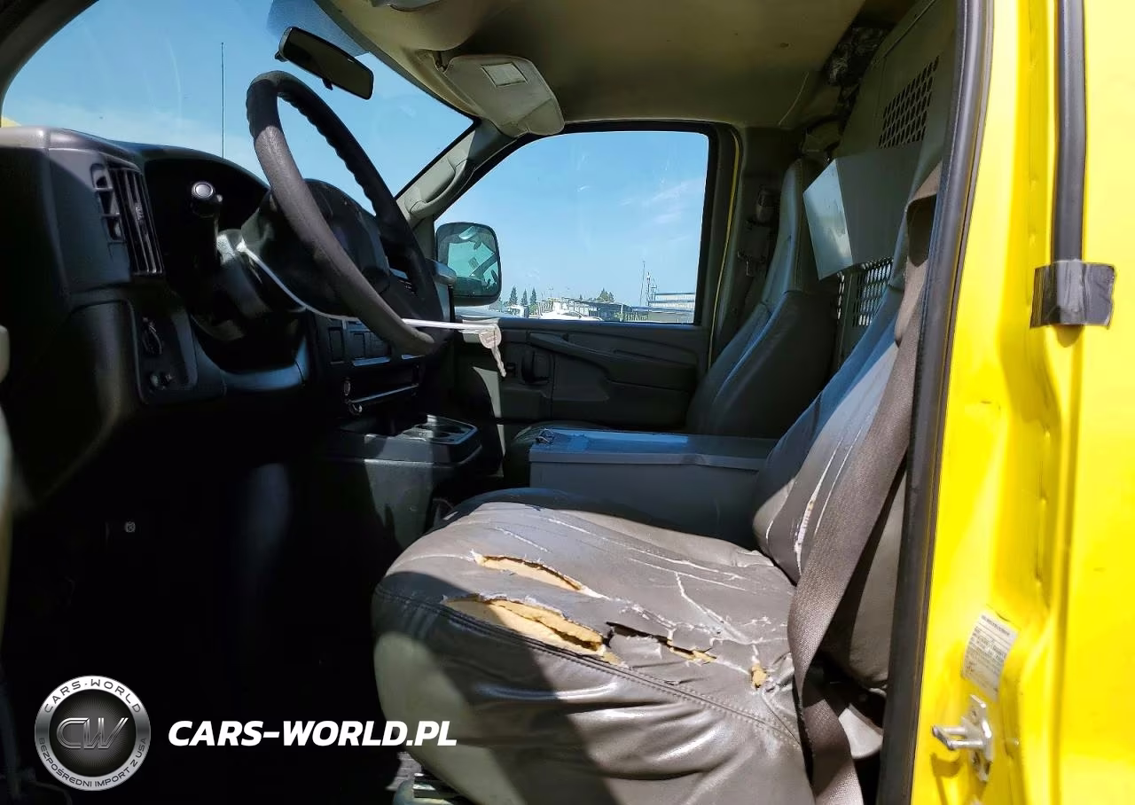 2007 Chevrolet Express G1500 VIN:1GCFG15X471192903 - 7