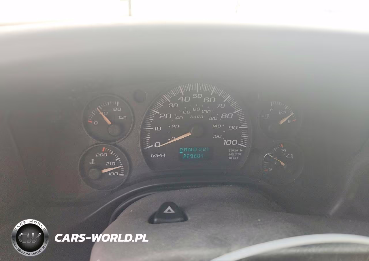 2007 Chevrolet Express Box Truck VIN:1GBJG31U471125949 - 9