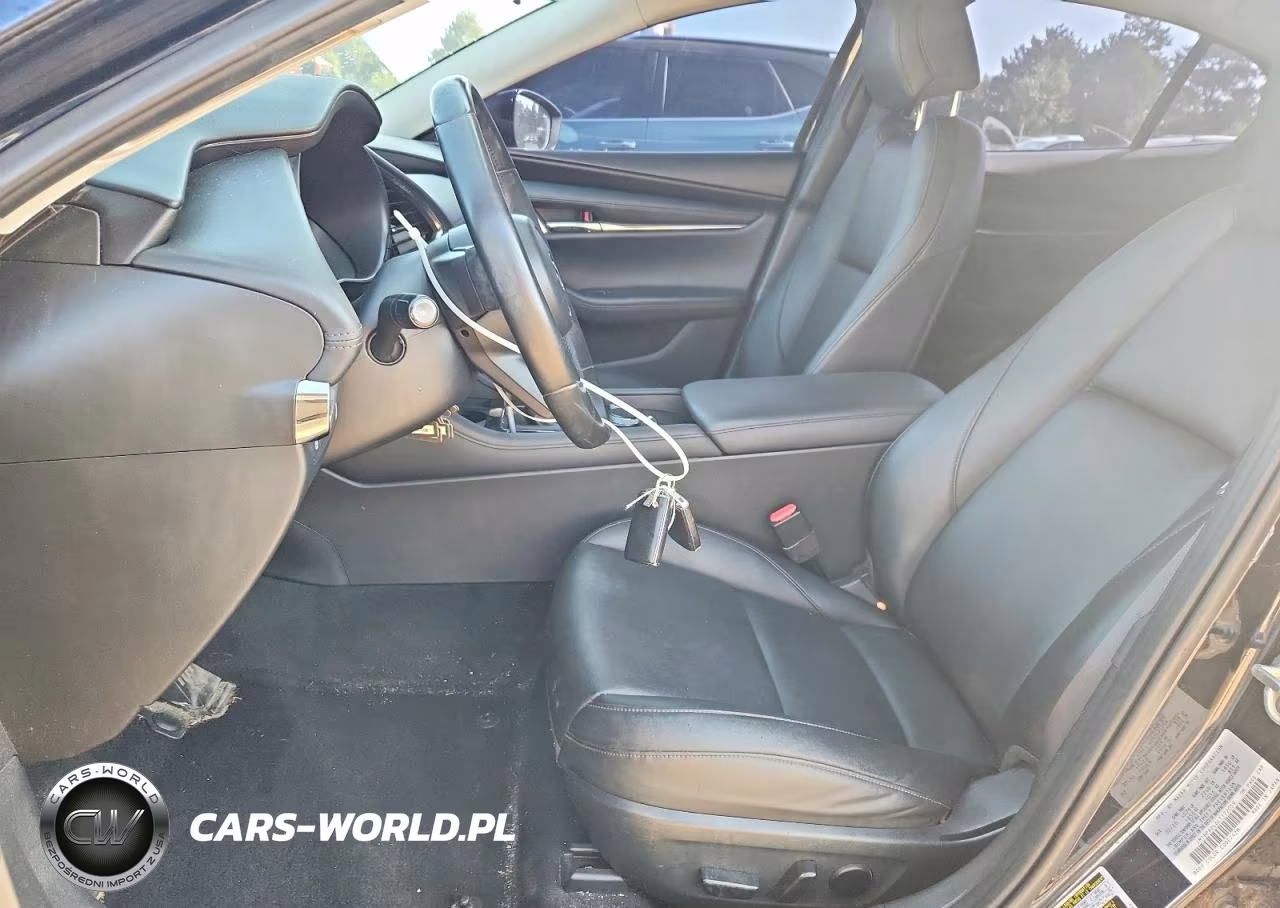 2020 Mazda 3 Preferred VIN:JM1BPADL6L1172059 - 7