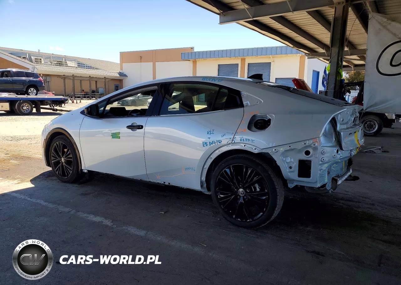 2025 Toyota Prius Nightshade VIN:JTDACAAU6S3053709 - 2