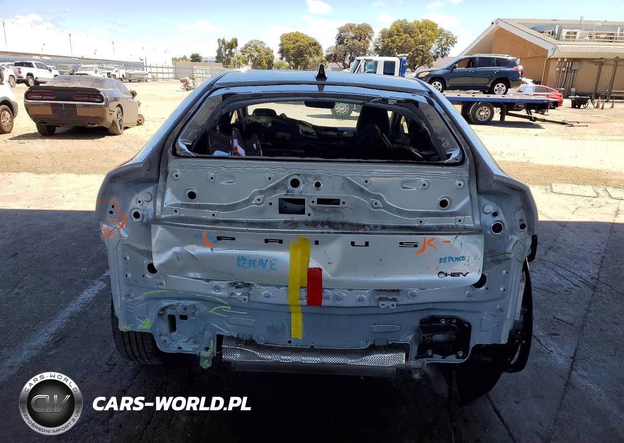 2025 Toyota Prius Nightshade VIN:JTDACAAU6S3053709 - 6