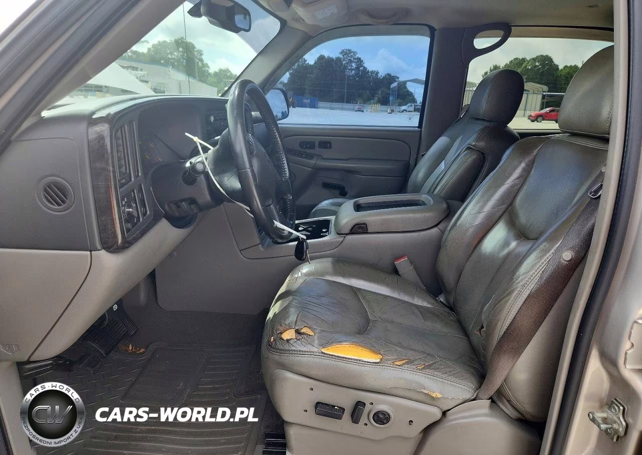 2005 Chevrolet Avalanche C1500 VIN:3GNEC12ZX5G107176 - 7