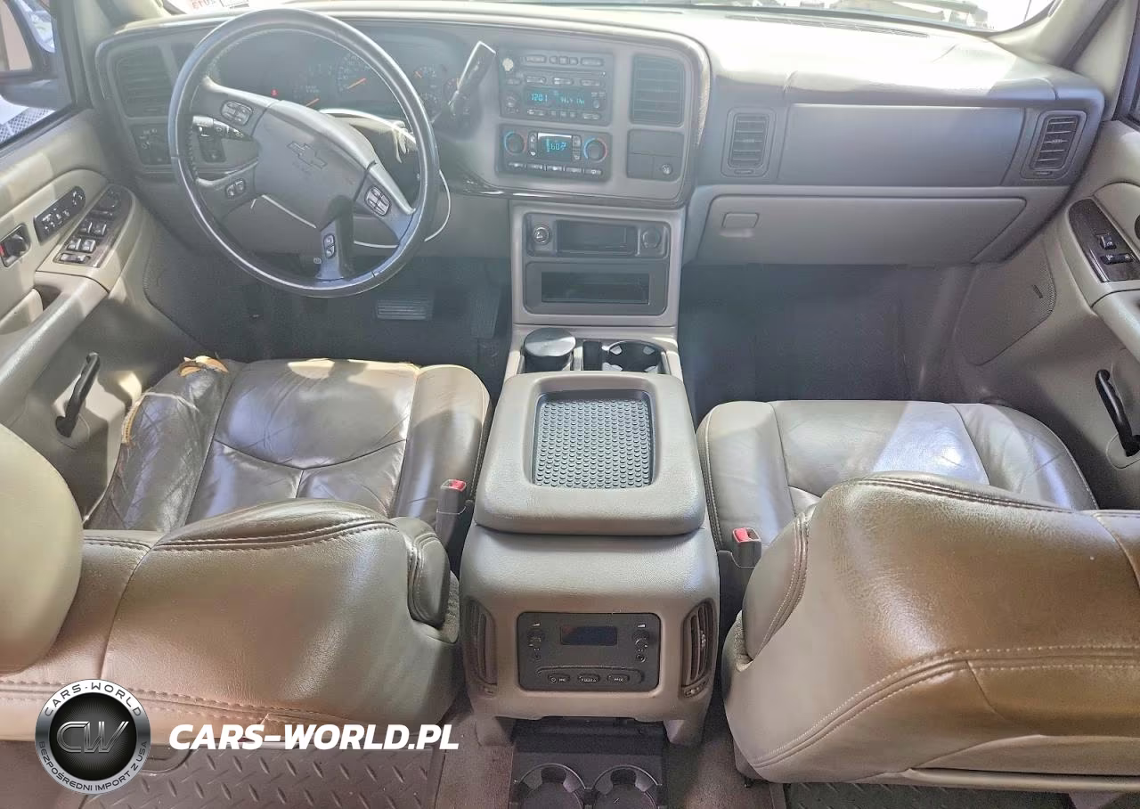 2005 Chevrolet Avalanche C1500 VIN:3GNEC12ZX5G107176 - 8