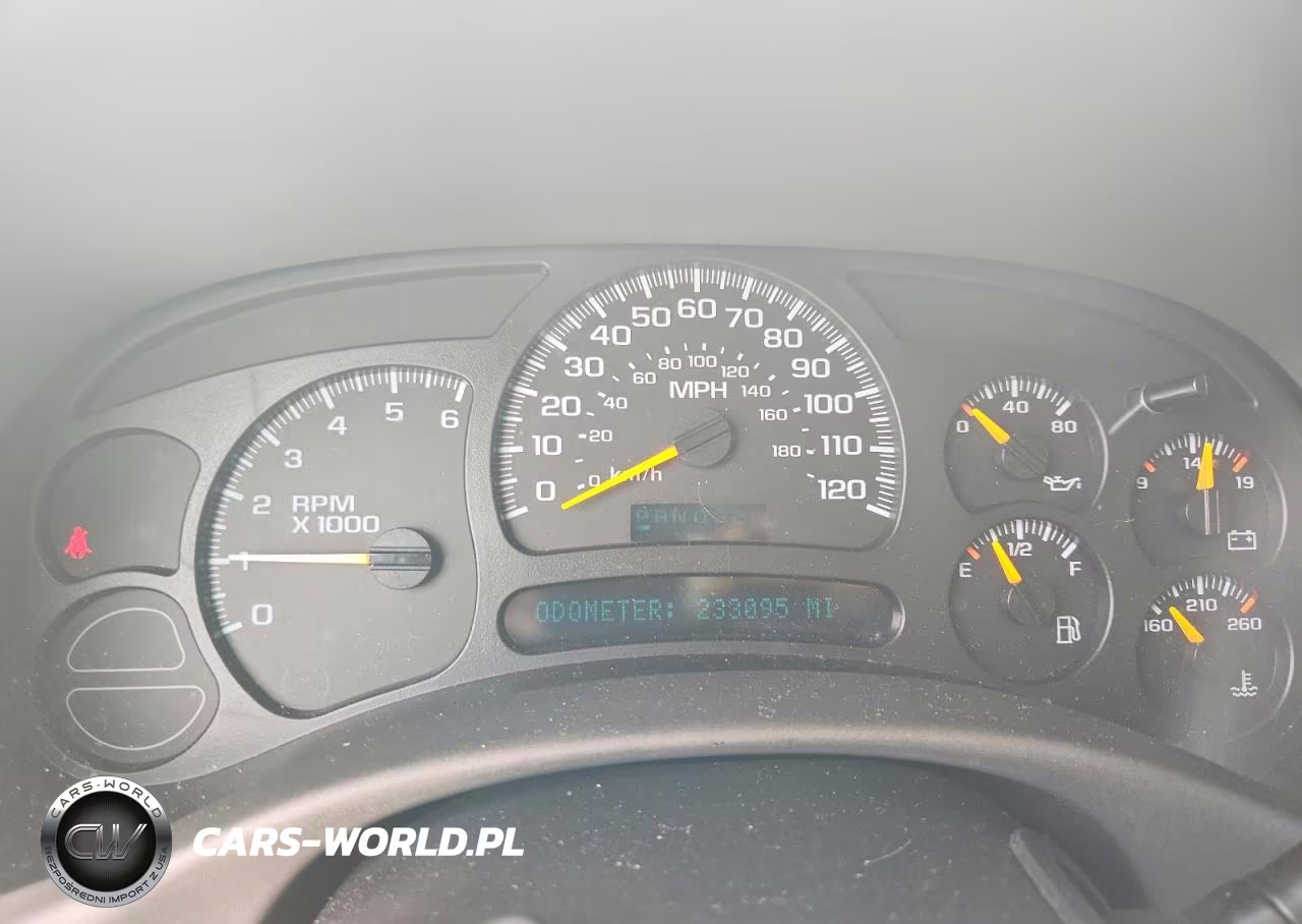2005 Chevrolet Avalanche C1500 VIN:3GNEC12ZX5G107176 - 9