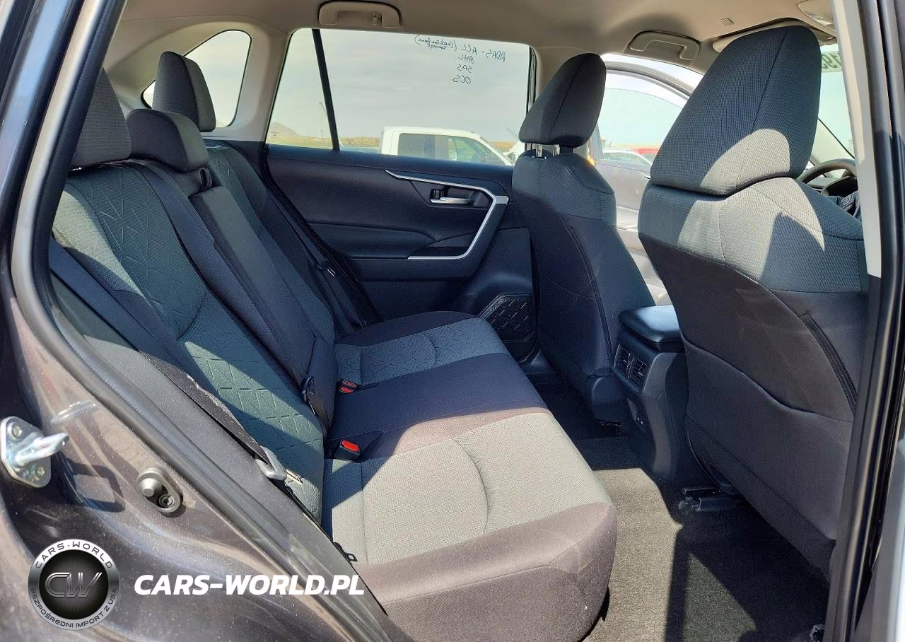 2025 Toyota Rav4 Xle VIN:2T3P1RFVXSW614684 - 10