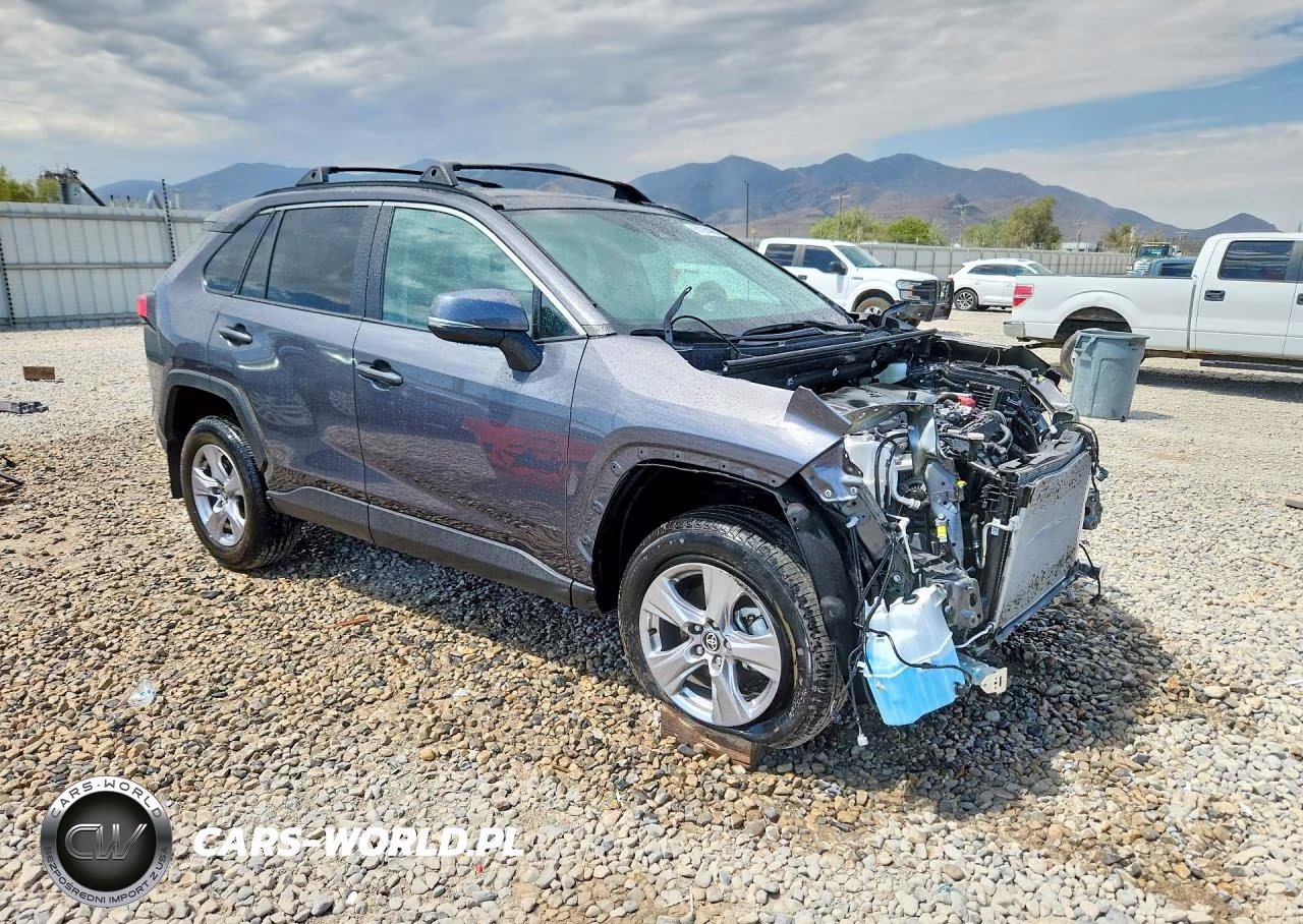 2025 Toyota Rav4 Xle VIN:2T3P1RFVXSW614684 - 4