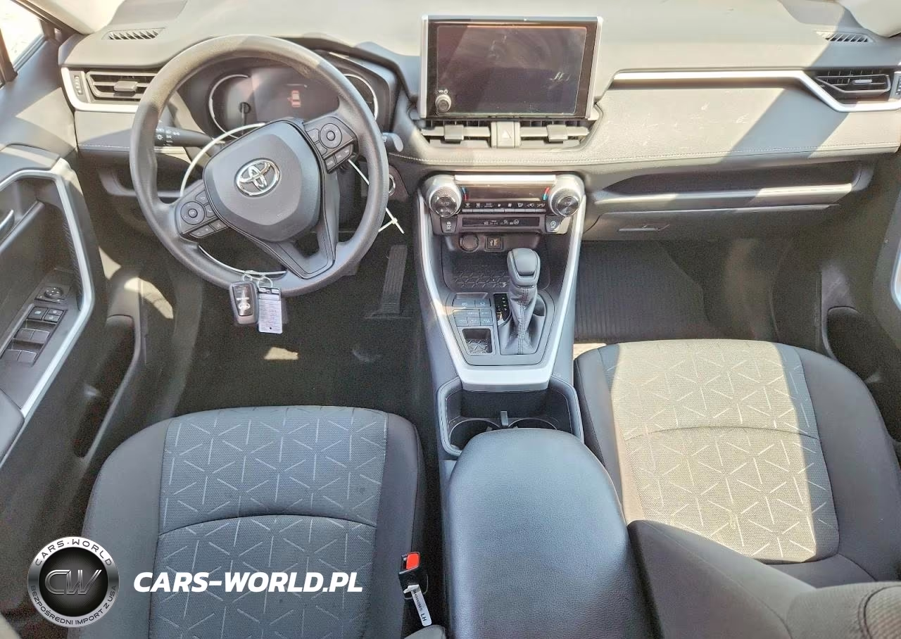 2025 Toyota Rav4 Xle VIN:2T3P1RFVXSW614684 - 8