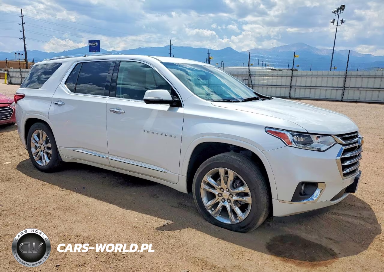 2019 Chevrolet Traverse High Country VIN:1GNEVJKW7KJ273973 - 4