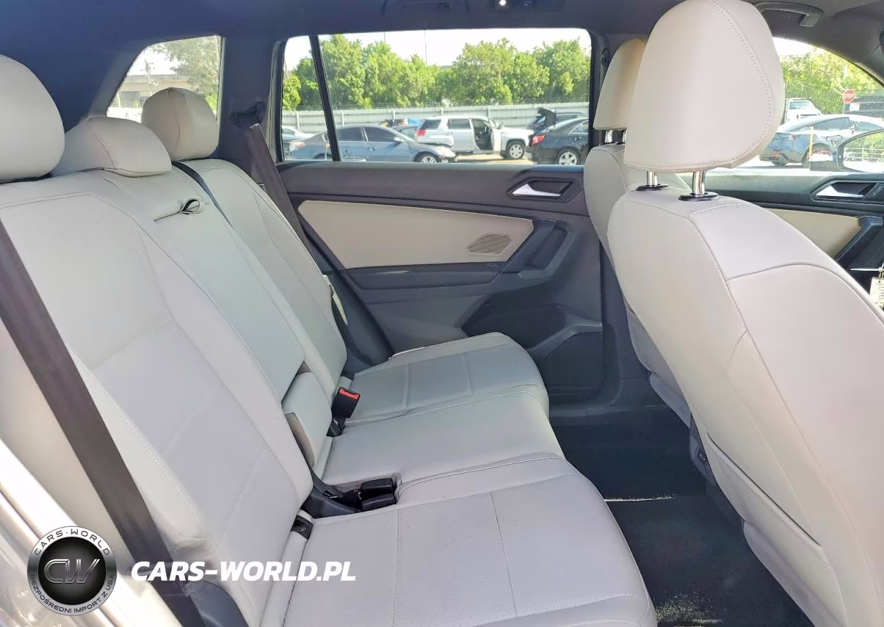2019 Volkswagen Tiguan Se VIN:3VV2B7AX5KM086382 - 10