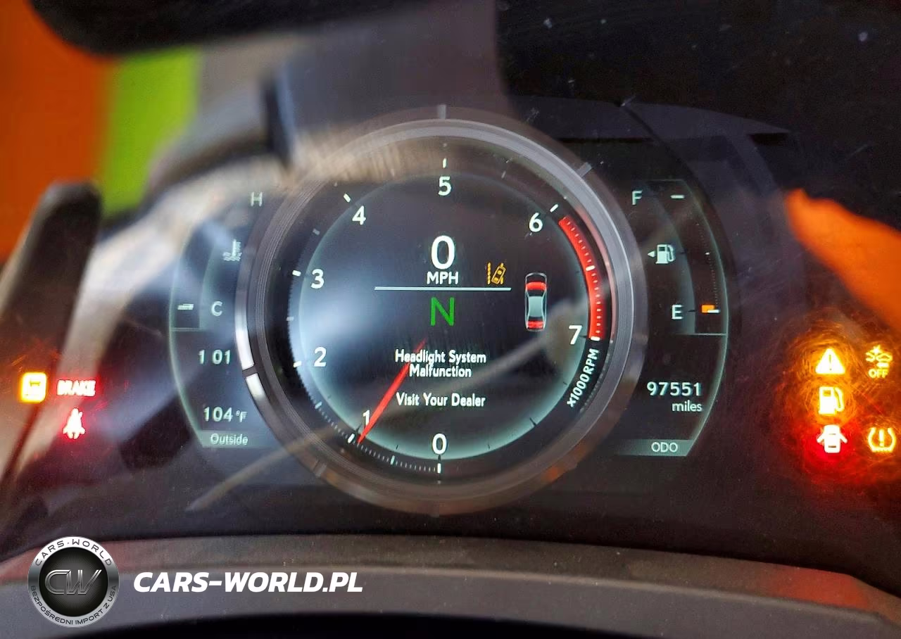 2018 Lexus Is 300 VIN:JTHBA1D24J5073270 - 9