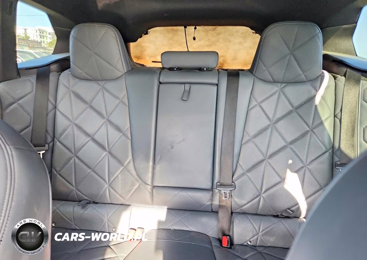 2023 BMW Ix xDrive50 VIN:WB523CF03PCM19294 - 10