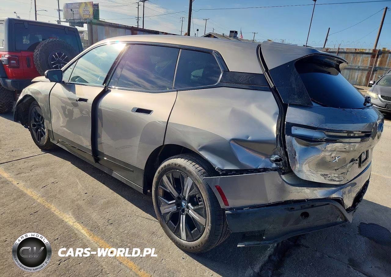 2023 BMW Ix xDrive50 VIN:WB523CF03PCM19294 - 2