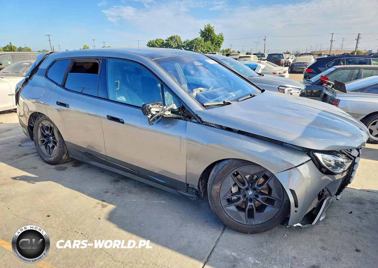 2023 BMW Ix xDrive50 VIN:WB523CF03PCM19294 - 4